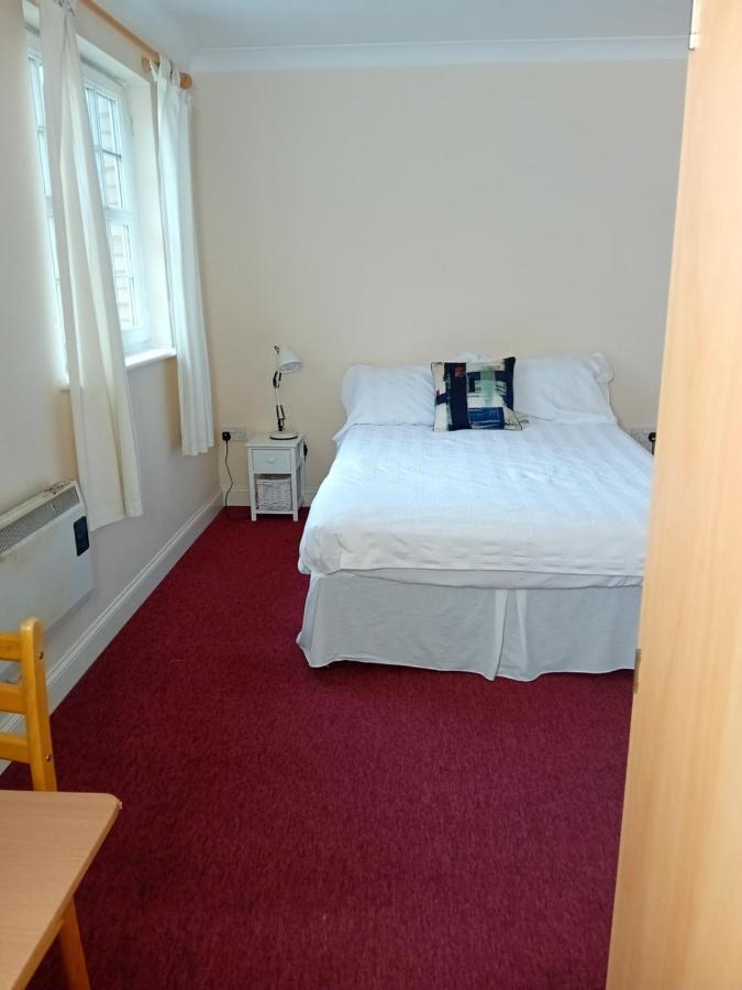 Ensuite Double Room Londen Buitenkant foto