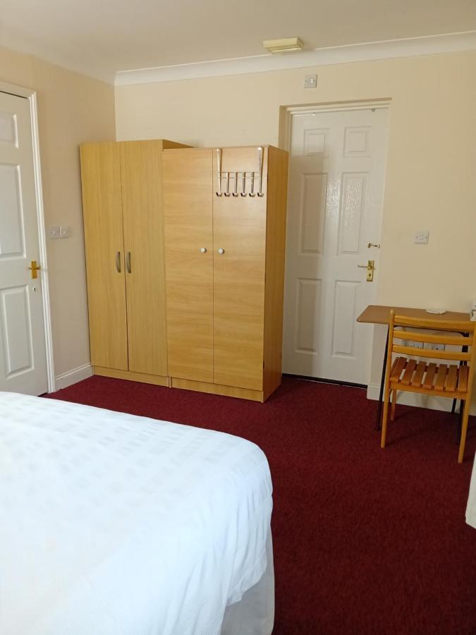 Ensuite Double Room Londen Buitenkant foto