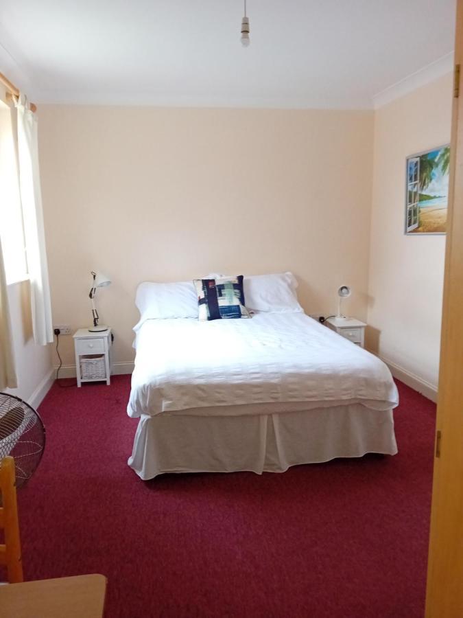 Ensuite Double Room Londen Buitenkant foto