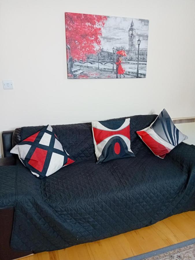 Ensuite Double Room Londen Buitenkant foto
